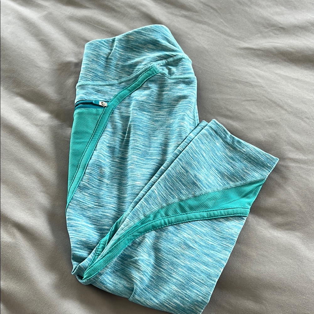 Hylete Crop Teal Athletic Leggings, Size Small